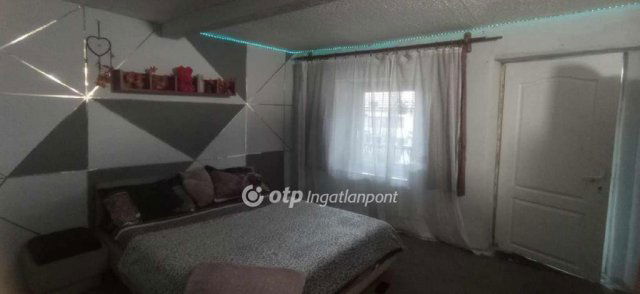 Eladó családi ház, Kenderesen 20 M Ft, 3 szobás