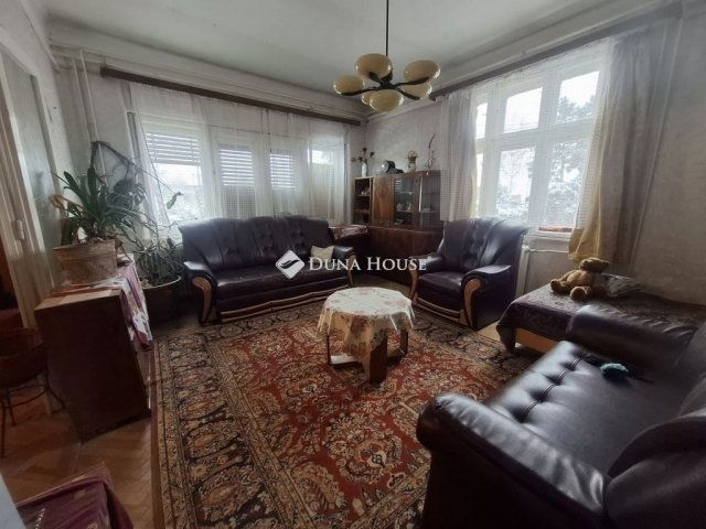 Eladó családi ház, Budapesten, XVIII. kerületben 63 M Ft
