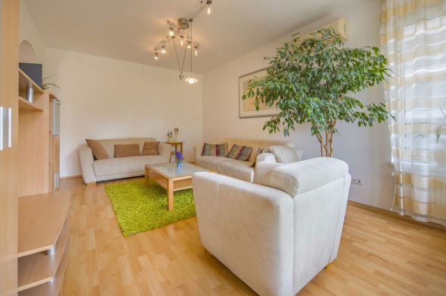 Kiadó téglalakás, albérlet, XIII. kerületben, Petneházy utcában