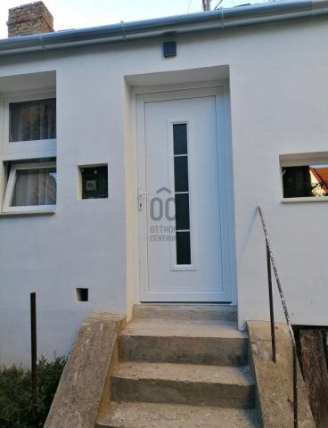 Eladó téglalakás, Pécsett 19.65 M Ft, 1 szobás