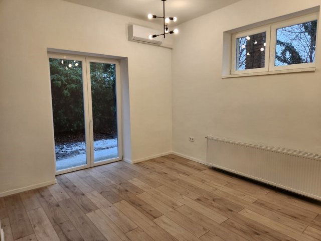 Eladó téglalakás, Pécsett 82.9 M Ft, 3 szobás