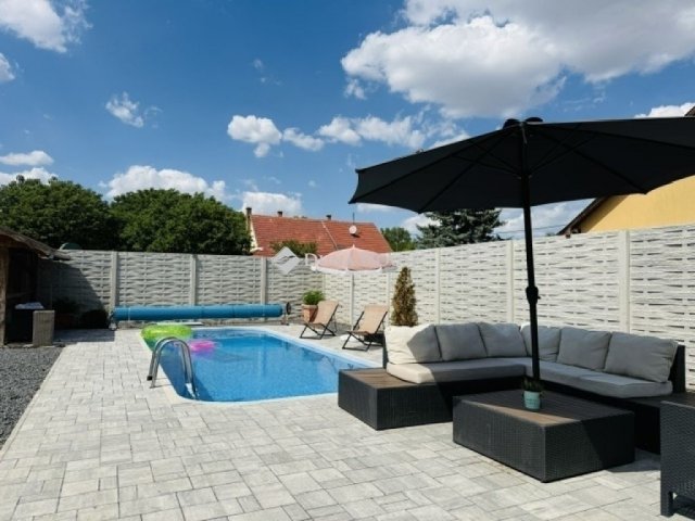 Eladó családi ház, Albertirsán 89.9 M Ft, 4 szobás
