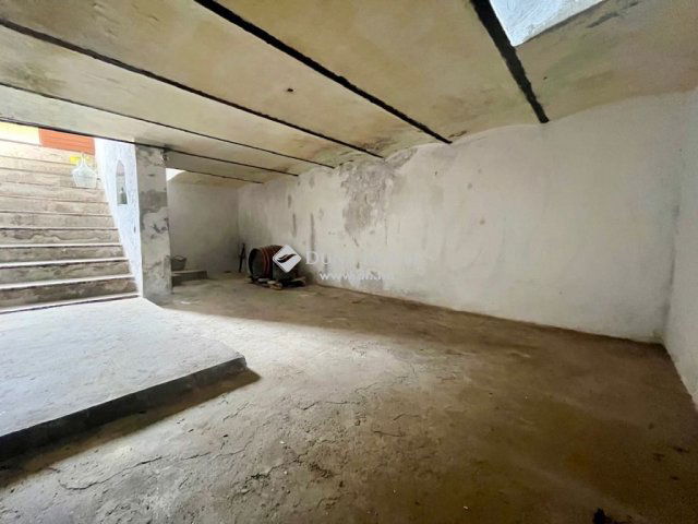 Eladó családi ház, Barcson 35 M Ft, 4 szobás