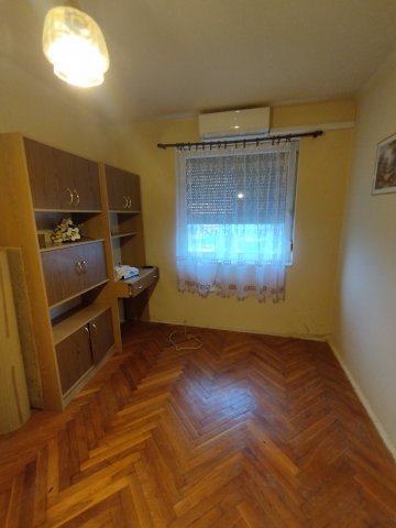 Eladó téglalakás, Szigetváron 12.7 M Ft, 2 szobás