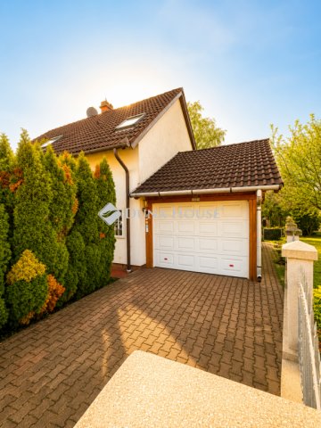 Eladó családi ház, Alsóörsön 92.5 M Ft, 3 szobás