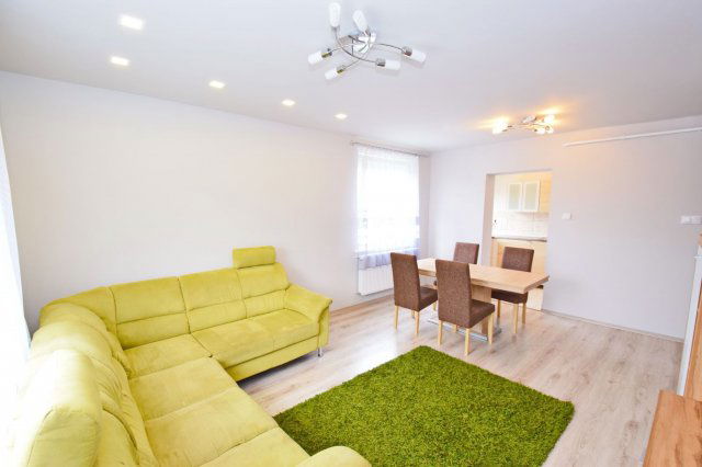 Eladó téglalakás, Debrecenben 79.99 M Ft, 4 szobás