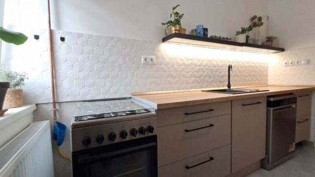 Eladó téglalakás, Pécsett 55.9 M Ft, 2 szobás