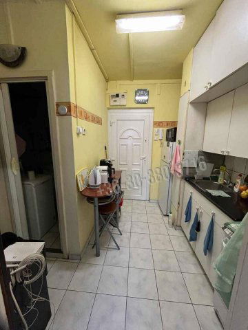 Eladó panellakás, Dunaújvárosban 24.5 M Ft, 1 szobás