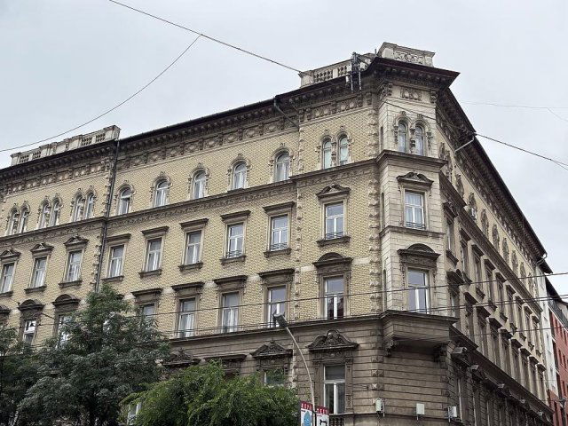 Eladó téglalakás, Budapesten, VII. kerületben, Erzsébet körúton