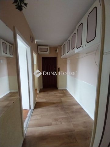 Eladó panellakás, Budapesten, XVII. kerületben 64 M Ft, 3 szobás