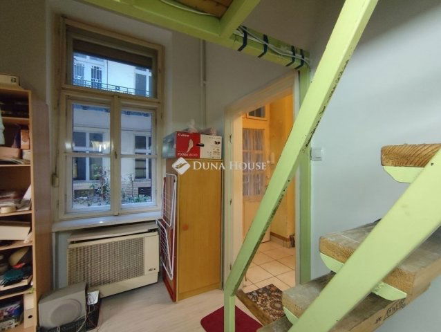 Eladó téglalakás, Budapesten, IX. kerületben 64.9 M Ft, 2 szobás