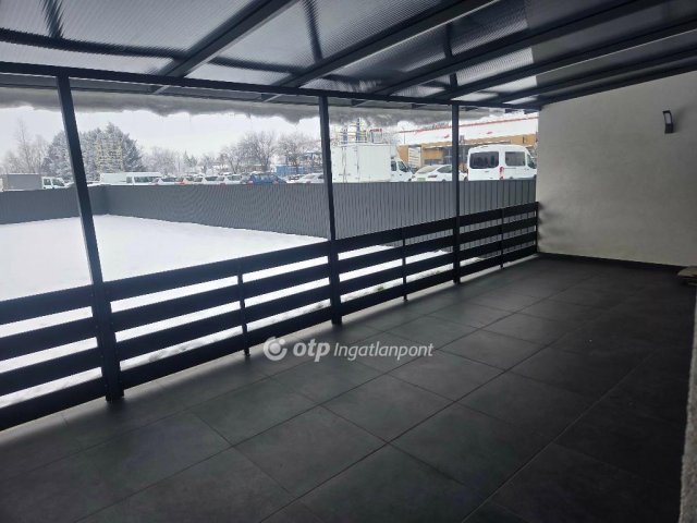 Eladó családi ház, Abonyban 108 M Ft, 3 szobás