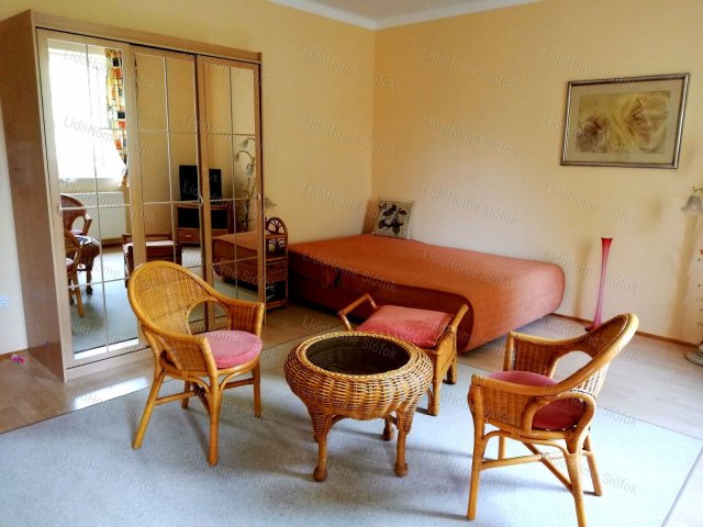 Kiadó téglalakás, albérlet, Szántódon 150 E Ft / hó, 1 szobás