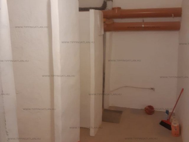 Eladó üzlethelyiség, Budapesten, XI. kerületben 44.9 M Ft