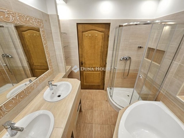 Eladó családi ház, Üllőn 114.8 M Ft, 4 szobás