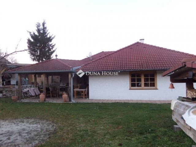 Eladó családi ház, Nagykozáron 96 M Ft, 3 szobás