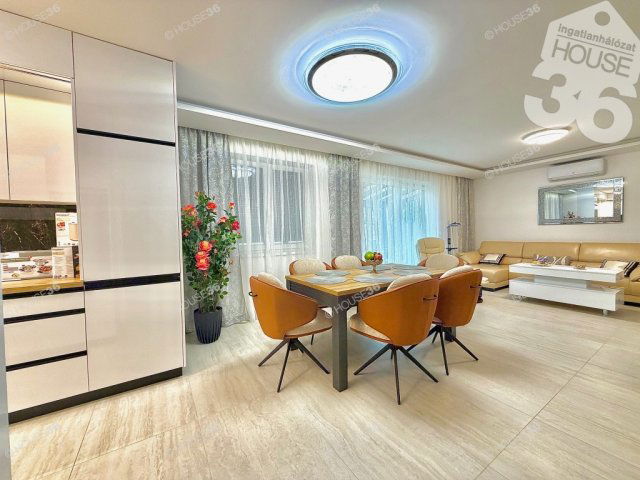 Eladó családi ház, Kecskeméten 149 M Ft, 4 szobás