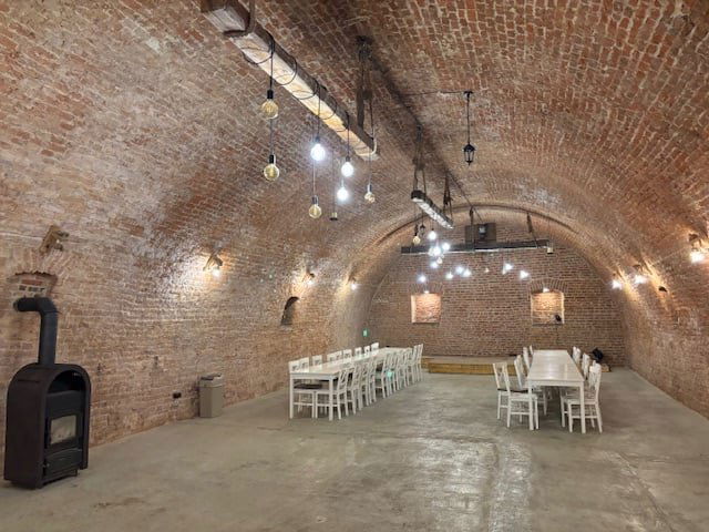 Eladó üzlethelyiség, Kaposkeresztúron 18 M Ft