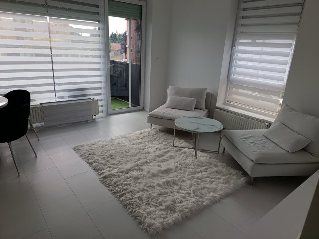 Kiadó téglalakás, albérlet, Nyíregyházán 250 E Ft / hó