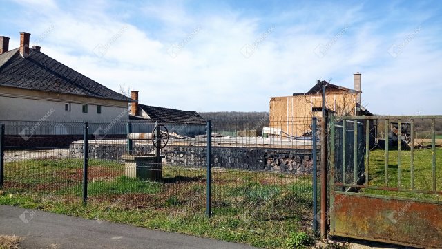 Eladó telek, Pölöskén 10.5 M Ft / költözzbe.hu
