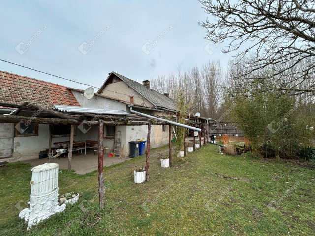 Eladó mezogazdasagi ingatlan, Nyáregyházán 33 M Ft, 3 szobás