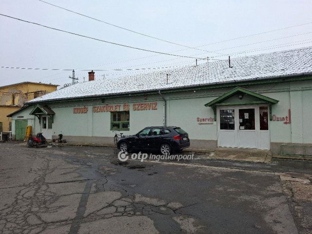 Eladó ipari ingatlan, Békéscsabán 75 M Ft / költözzbe.hu