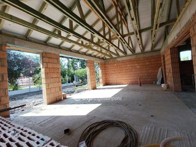 Eladó családi ház, Érden 120 M Ft, 4 szobás