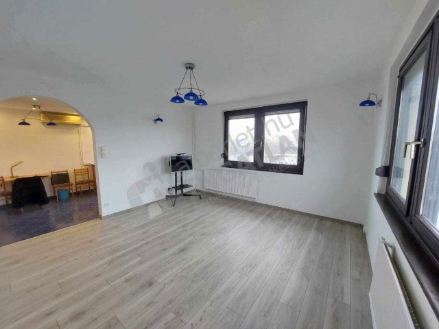 Kiadó panellakás, albérlet, XVIII. kerületben, Margó Tivadar utcában