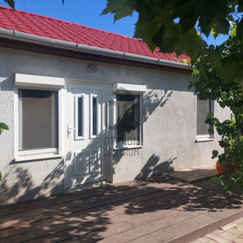 Eladó családi ház, Balatonszabadiban 65 M Ft, 4 szobás