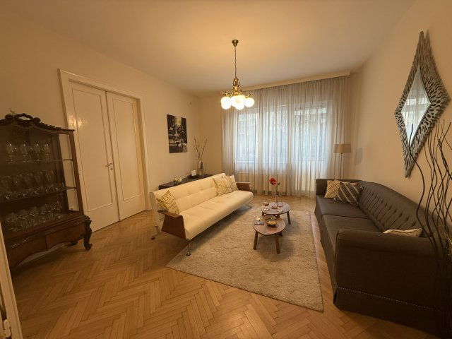Eladó téglalakás, Budapesten, VI. kerületben 260 M Ft
