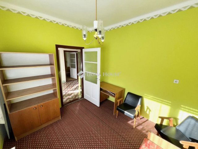 Eladó családi ház, Cecén 26.5 M Ft, 3 szobás