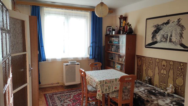 Eladó téglalakás, Egerben 35.9 M Ft, 3 szobás