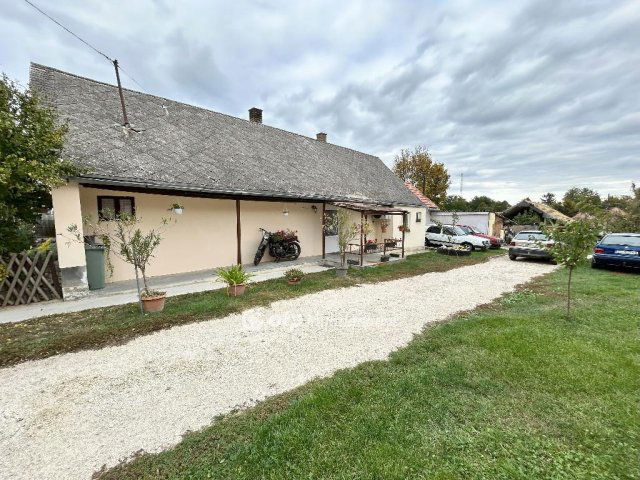 Eladó családi ház, Iregszemcsén 19.99 M Ft, 2 szobás