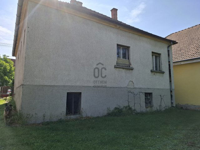 Eladó családi ház, Szombathelyen 65 M Ft, 3 szobás
