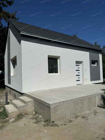Eladó családi ház, Győrött 35.5 M Ft / költözzbe.hu