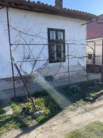 Eladó sorház, Mezőhegyesen, Kossuth utcában 2.99 M Ft, 2 szobás