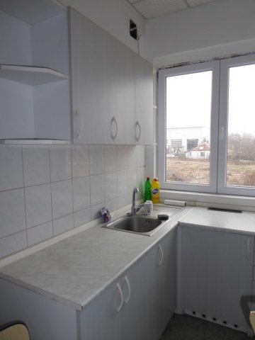 Kiadó ipari ingatlan, Pécsett, Szentlőrinci úton 28 E Ft / hó