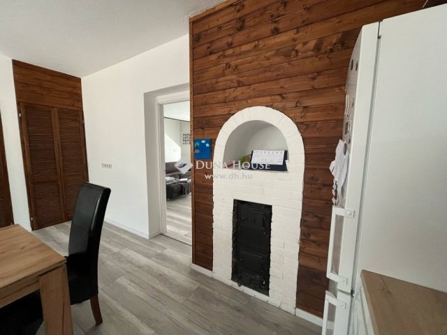 Eladó családi ház, Zalaegerszegen 89.9 M Ft, 5 szobás