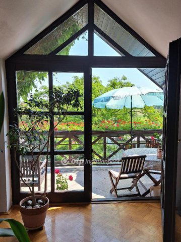 Eladó családi ház, Harkányban 119 M Ft, 7+1 szobás