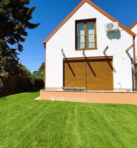 Eladó nyaraló, Alsóörsön 105.9 M Ft, 4 szobás