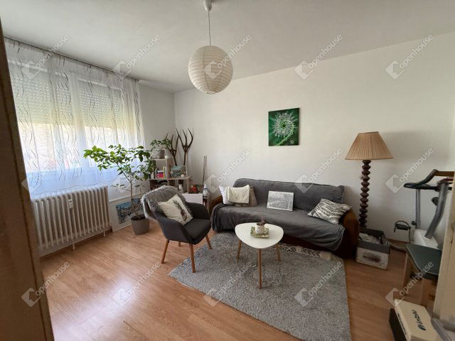 Eladó téglalakás, Zalaegerszegen 38.9 M Ft, 2 szobás