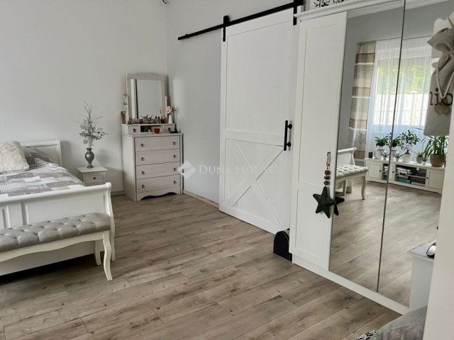 Eladó sorház, Budapesten, XVI. kerületben 139.9 M Ft, 2 szobás