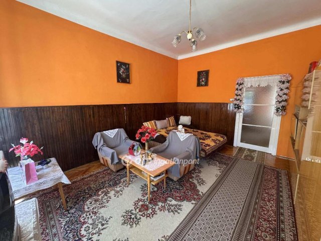 Eladó családi ház, Debrecenben 44.999 M Ft, 2 szobás