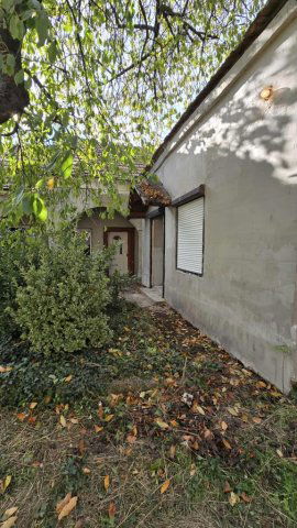 Eladó családi ház, Nicken 17 M Ft, 4 szobás