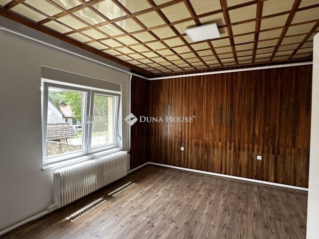 Eladó családi ház, Mecseknádasdon 55.9 M Ft, 4 szobás