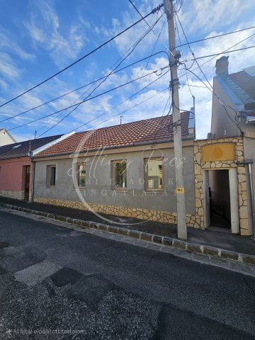 Eladó téglalakás, Pécsett 50.9 M Ft, 2 szobás