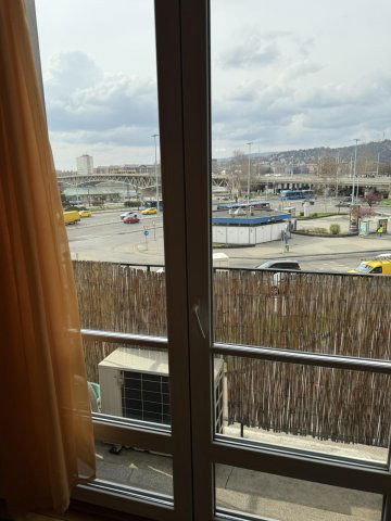 Kiadó téglalakás, albérlet, IX. kerületben, Liliom utcában