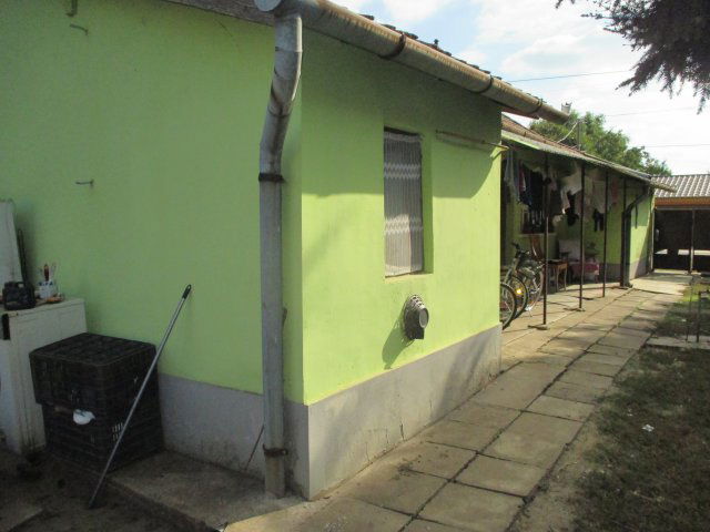 Eladó családi ház, Medgyesegyházán 6.5 M Ft, 3 szobás