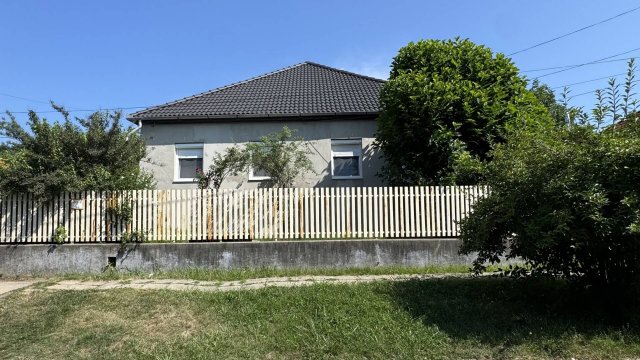 Eladó családi ház, Kazincbarcikán 88 M Ft, 5 szobás