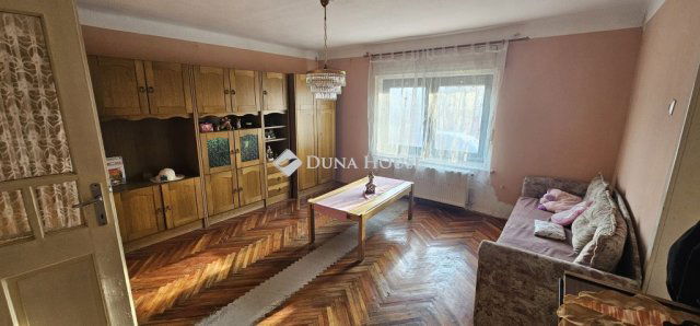 Eladó családi ház, Véménden 22.5 M Ft, 3 szobás
